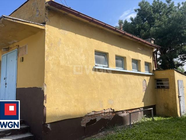 Polecam budynek z potencjałem 300 m² w Raczynie