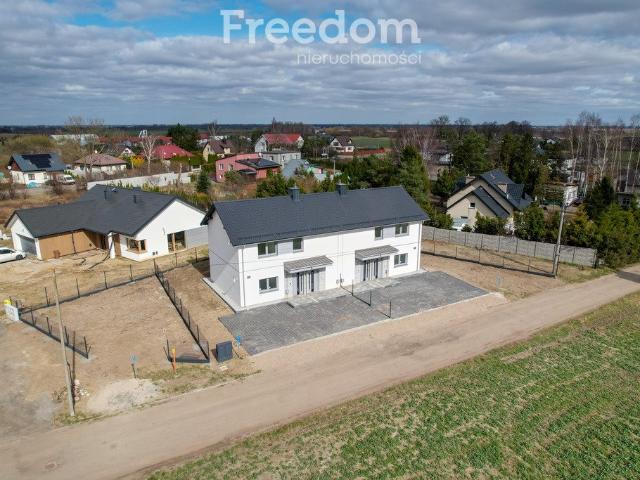 Polecam bezczynszowe 3 pokojowe mieszkanie z ogródkiem 153 m² w Pszczółkach