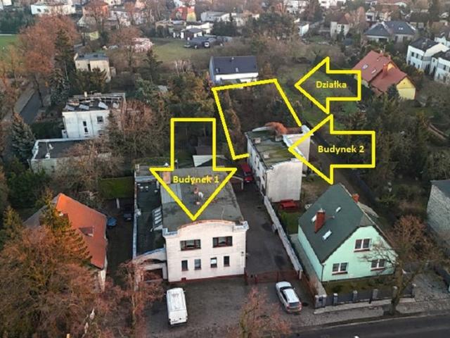 Polecam! Duży kompleks z dwoma domami, halami i parkingiem!