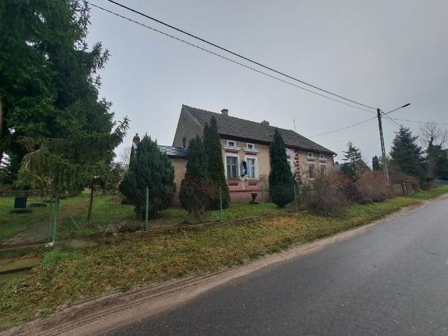 Polecam dom 80 m² w Przytoku z dużym potencjałem