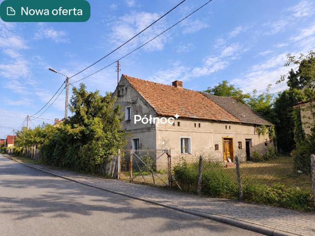 Polecam dom 80 m² z dużą działką, stodołą i zabudowaniami
