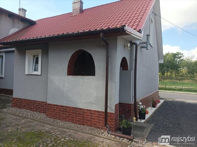 Polecam dom 124 m² z garażem i strychem w Brzesku