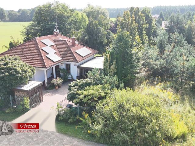Polecam dom 134 m² z fotowoltaiką i monitoringiem w Wronczynku