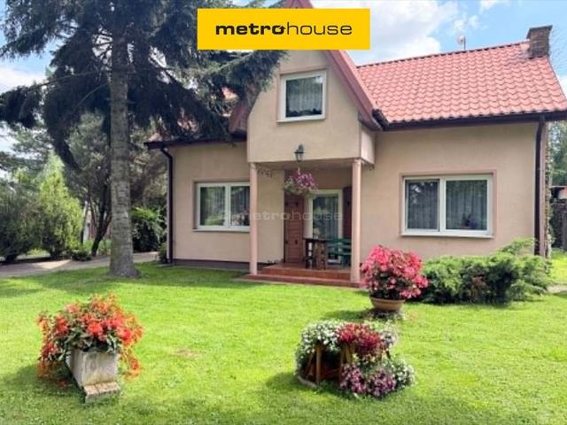 Polecam dom 137 m² z ogrodem i garażem w Kuznocinie