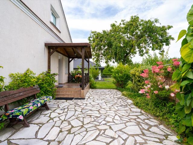 Polecam dom 138 m² z ogrodem 2900 m² w Nasielsku