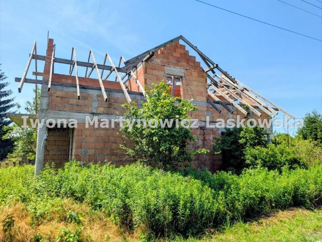 Polecam dom 150 m² w Tymowej stan surowy otwarty, 4 pokoje, garaż