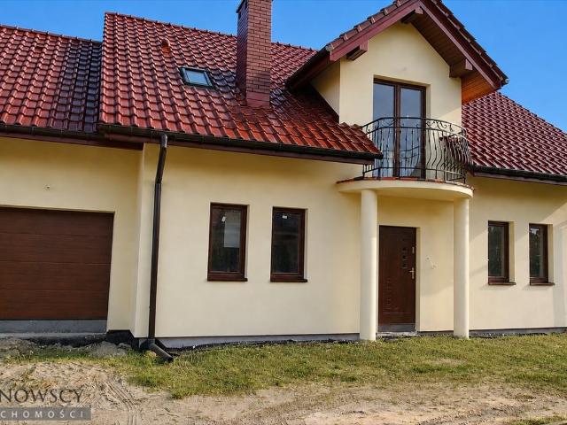 Polecam dom 156 m² w Bibicach z garażem i balkonami