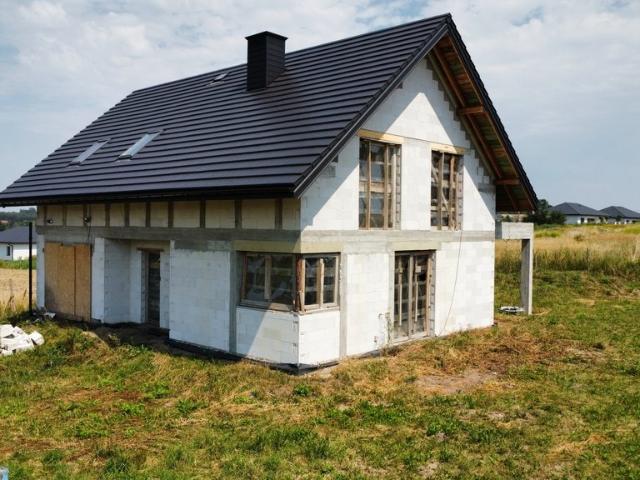 Polecam dom 185 m² w Pawęzowie z dużą działką