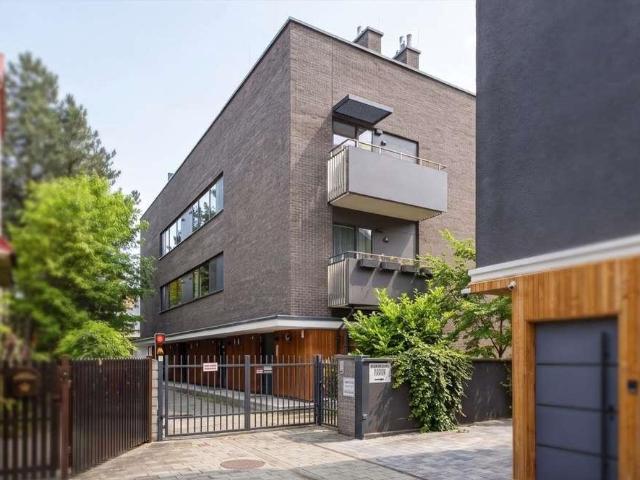 Polecam dom 195 m² z ogrodem i tarasem na Mokotowie