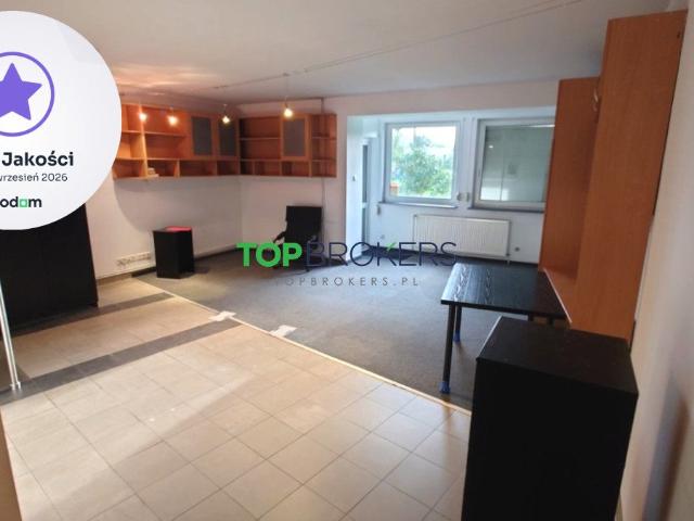 Polecam dom 278 m² z 9 pokojami na Bemowie Jelonki