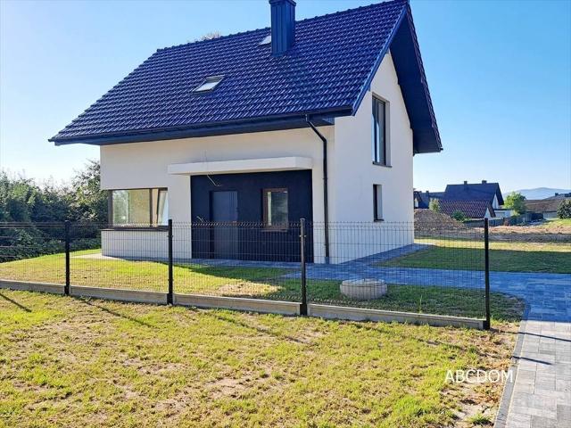 Polecam dom w Gorzkowie 94 m² z pięknym widokiem i ogrzewaniem podłogowym