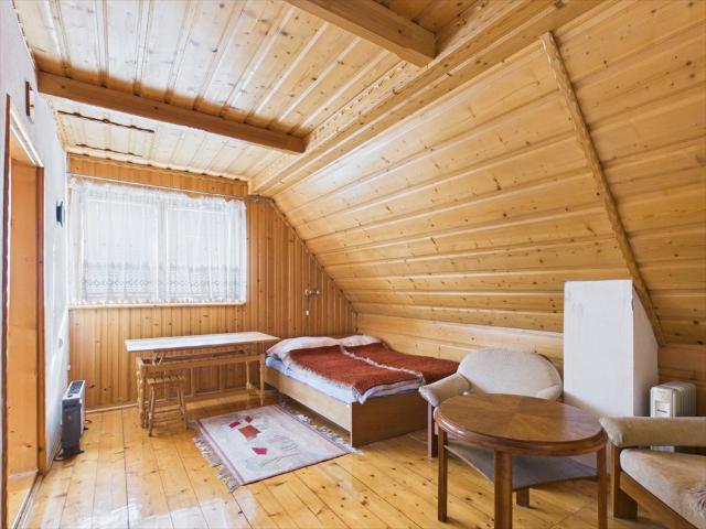 Polecam dom z dużą działką 2129 m² w Orawce