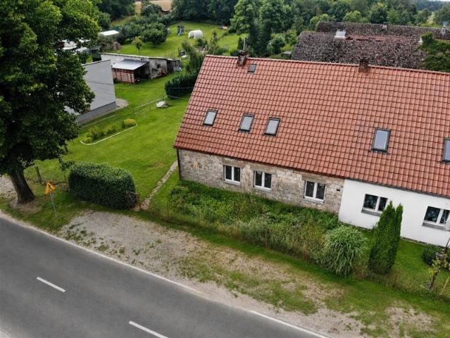 Polecam dom z dużym podwórkiem w Zegrzu Pomorskim