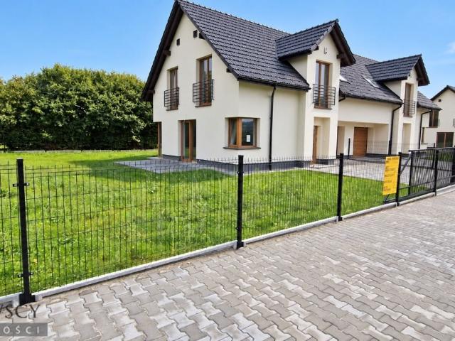 Polecam dom bliźniaczy 182 m² z indywidualnym projektem