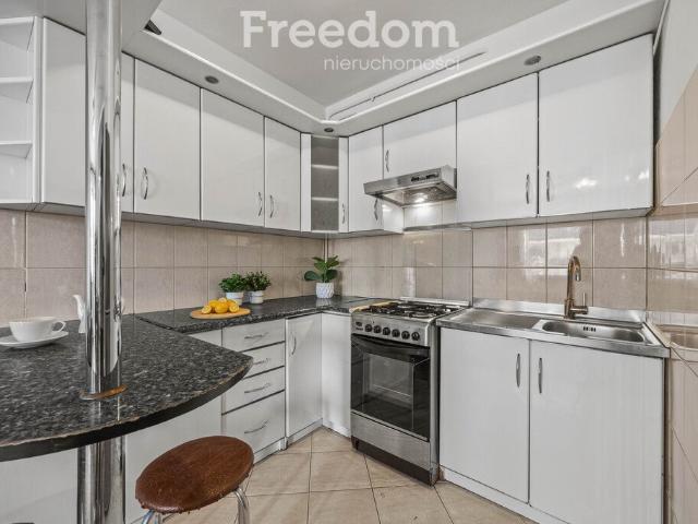 Polecam funkcjonalne 2 pokojowe mieszkanie 39 m² w Ząbkach