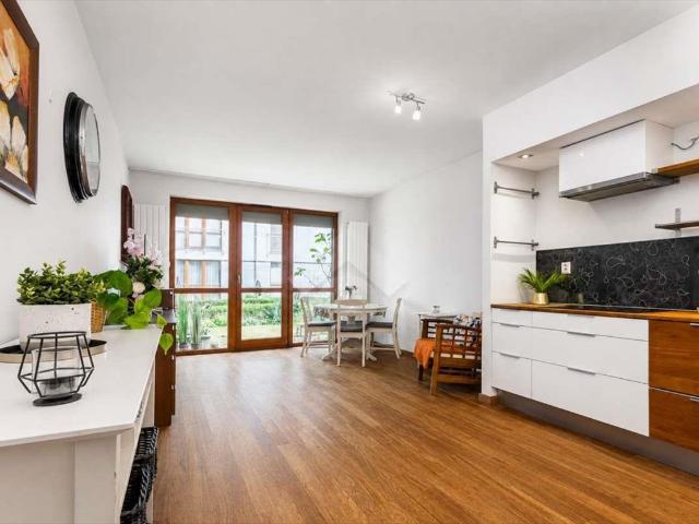 Polecam funkcjonalne studio 34 m² z prywatnym ogródkiem w Bronowicach