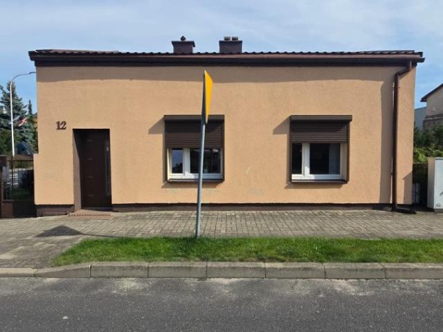 Polecam funkcjonalny dom 100 m² z potencjałem pod działalność w Kleczewie