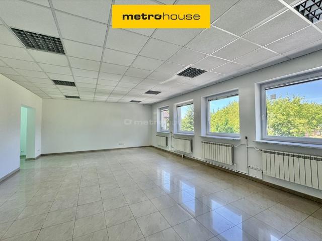 Polecam funkcjonalny lokal 56 m² na Ursynowie z klimatyzacją i dwoma miejscami