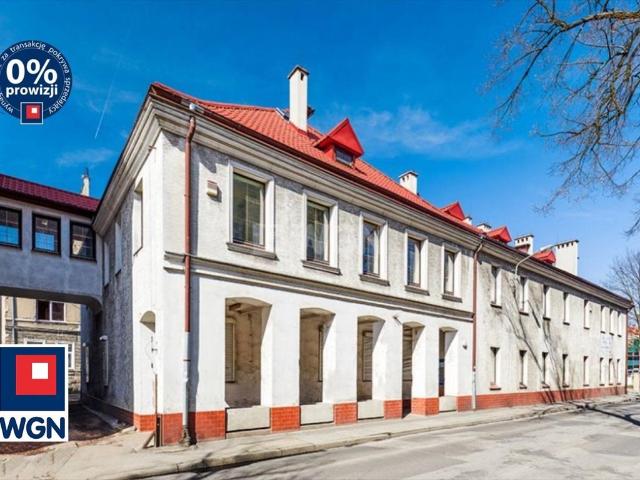 Polecam funkcjonalny lokal 2173 m² w Brzegu z parkingiem