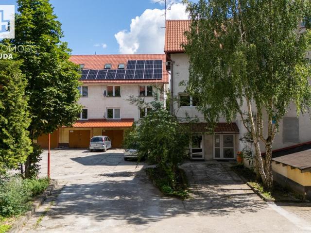 Polecam funkcjonalny lokal biurowy 112 m² w Kartuzach