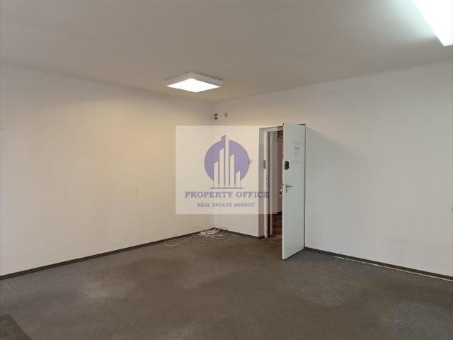 Polecam funkcjonalny lokal biurowy 28,6 m² na Włochach