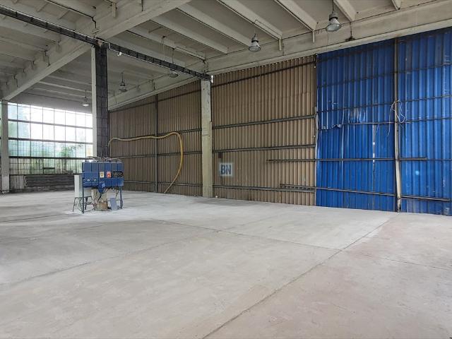 Na wynajem hala 750 m² z gruntami 5000 m² w Gliwicach
