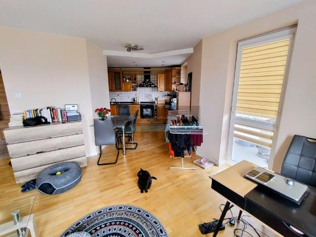 Polecam jasne 2 pokojowe mieszkanie 53 m² z balkonem na Bielanach