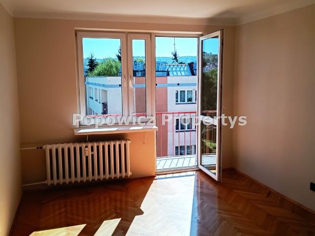 Polecam jasne 44 m² mieszkanie po remoncie z loggią w Przemyślu