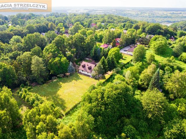 Polecam kameralną posiadłość 262 m² z zabytkowym domem w Kazimierzu