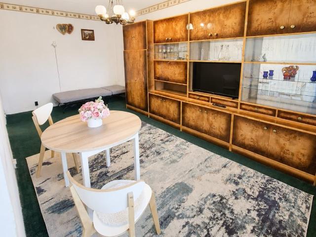 Polecam kawalerkę z balkonem 33,5 m² w Bielawie