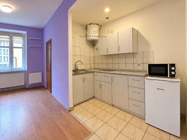 Polecam kawalerkę 19,61 m² w centrum Wildy, blisko Starego Browaru