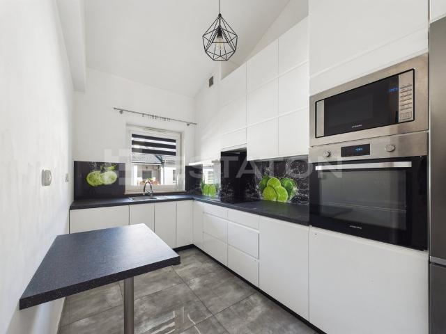 Polecam komfortowe 3 pokojowe mieszkanie 57 m² z antresolą