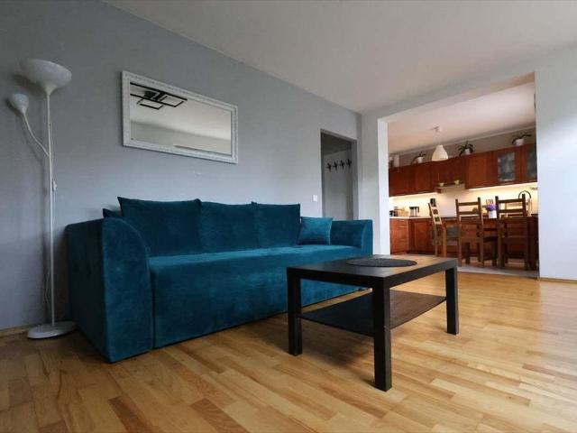 Polecam komfortowe 3 pokojowe mieszkanie 65 m² z tarasem w Otwocku