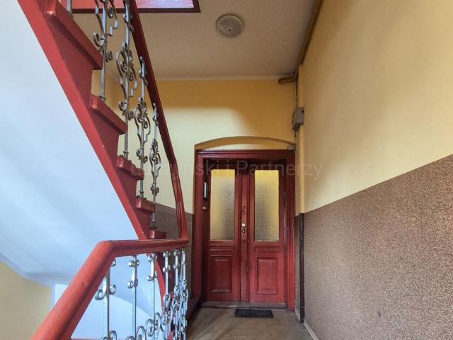 Polecam komfortowe 3 pokojowe mieszkanie 61,46 m² z balkonem w Jeleniej Górze