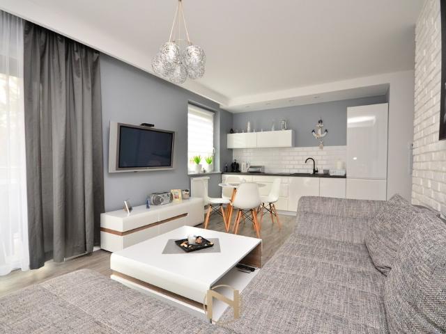 Polecam komfortowy apartament 41 m² w Dziwnówku z balkonem i pełnym wyposażeniem
