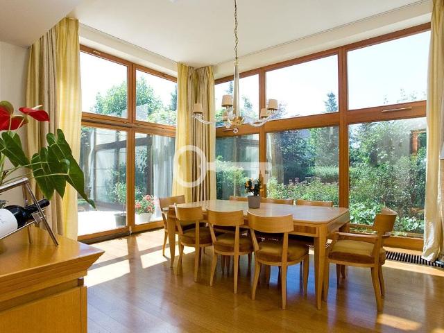 Polecam luksusową rezydencję 460 m² na prestiżowym osiedlu Konstancja