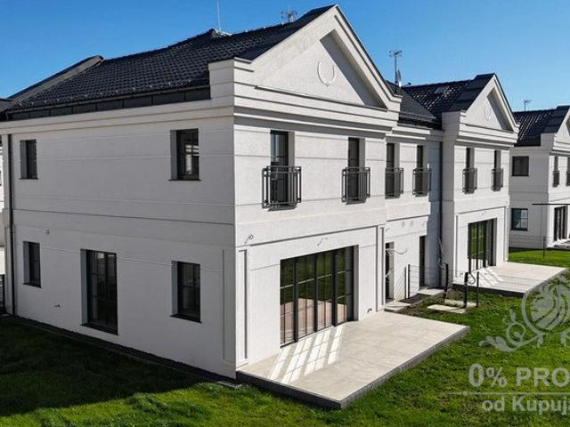 Polecam luksusową willę 160 m² z dużym ogrodem w Cesarzowicach