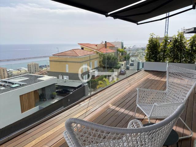 Luksusowa willa 500 m² z panoramicznymi widokami polecam!