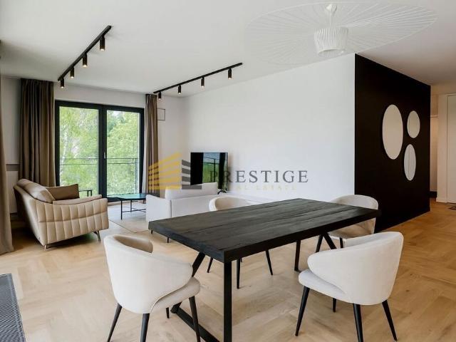 Polecam luksusowe 115 m² apartament w centrum Warszawy