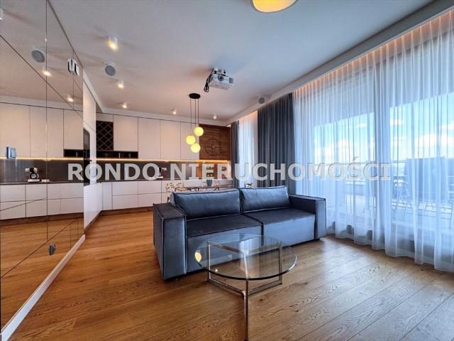 Polecam luksusowy penthouse 80 m² z tarasem 90 m² w centrum Wrocławia