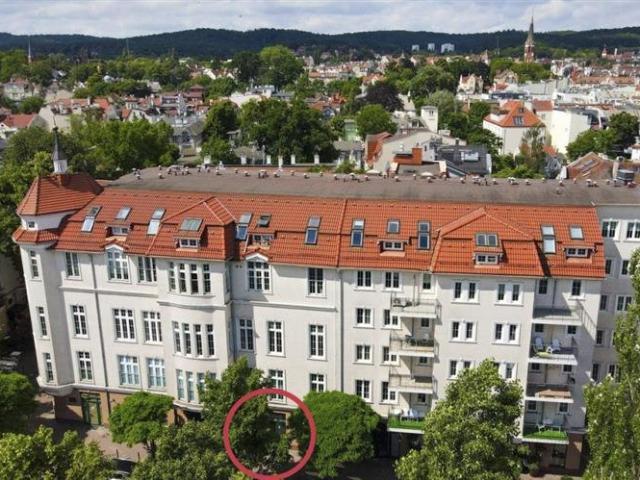 Polecam lokal gastronomiczny 108 m² w Sopocie z dużymi przeszkleniami