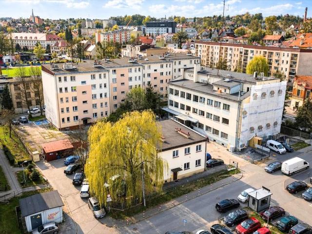 Polecam lokal użytkowy 118 m² w Bochni, centrum miasta