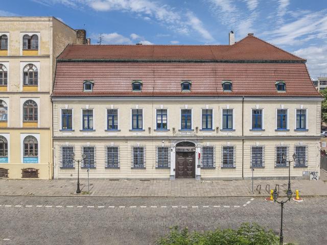 Polecam lokal użytkowy 1322 m² w centrum Szczecina