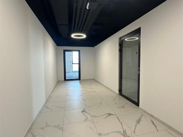 Polecam lokal użytkowy 63,59 m² w prestiżowym budynku w Kielcach