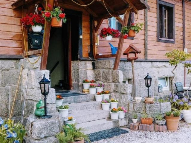 Polecam pensjonat 17 pokoi w Szklarskiej Porębie