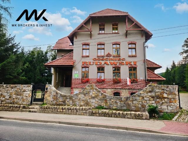 Polecam pensjonat z restauracją 670 m² w Pisarzowicach