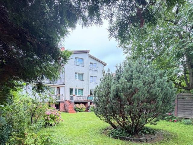 Polecam przestronny bliźniak 345 m² z ogrodem i garażem