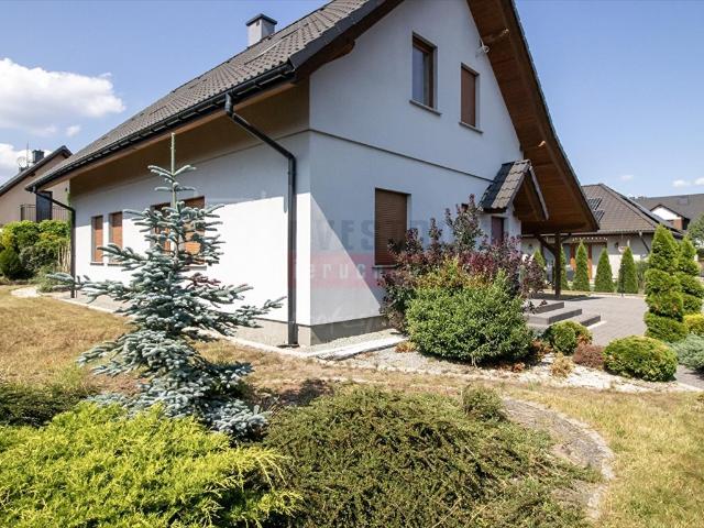 Dom 150 m² z 4 sypialniami prywatne łazienki, balkon