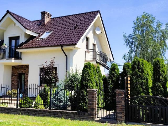 Polecam przestronny dom 155 m² z 5 sypialniami w Nowej Wsi Podgórnej