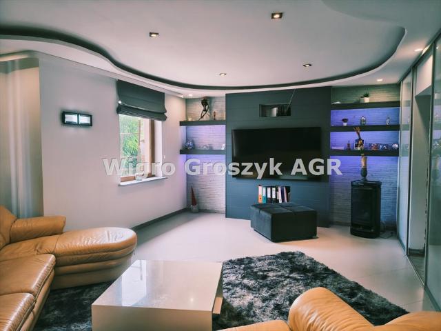 Polecam przestronny dom 160 m² w Topolinie z dużą działką 1000 m²